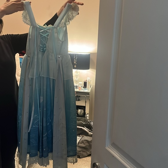 Krad Lanrete blue gown - Picture 2 of 5